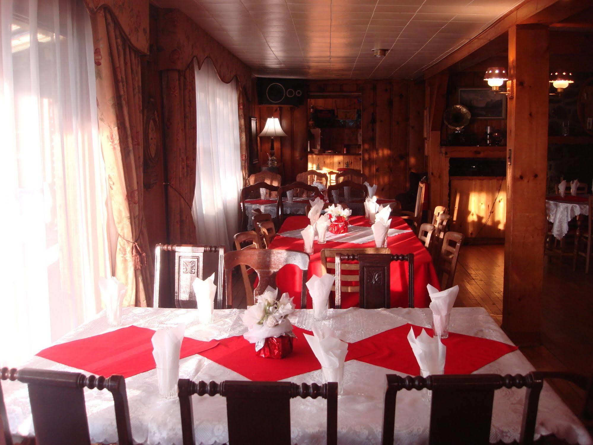 Auberge The Parker'S Lodge Inn Val-David Dış mekan fotoğraf